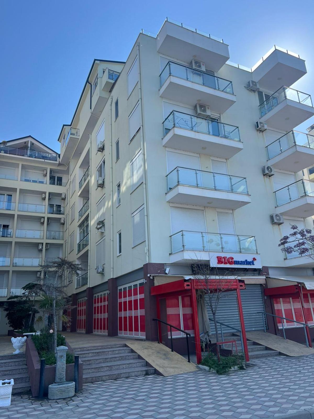 Shengjin Apartaments Exterior photo